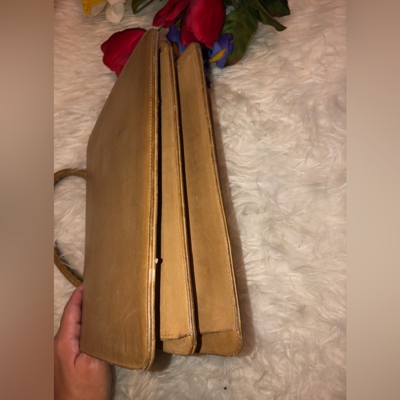 🌺GORGEOUS UNIQUE VINTAGE satchel with coin purse🌺 - Picture 2 of 10